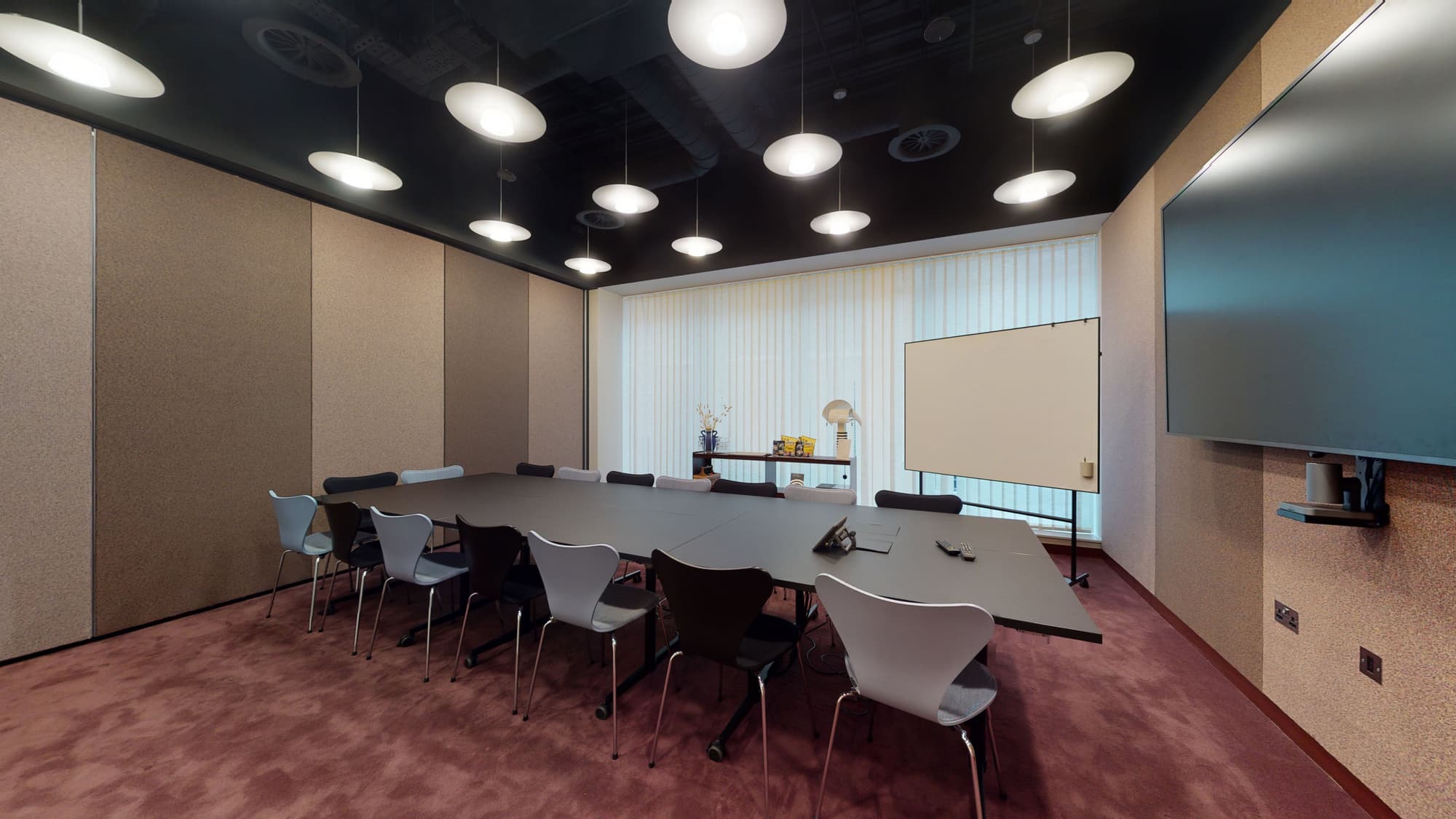 Image of Meeting Room 06