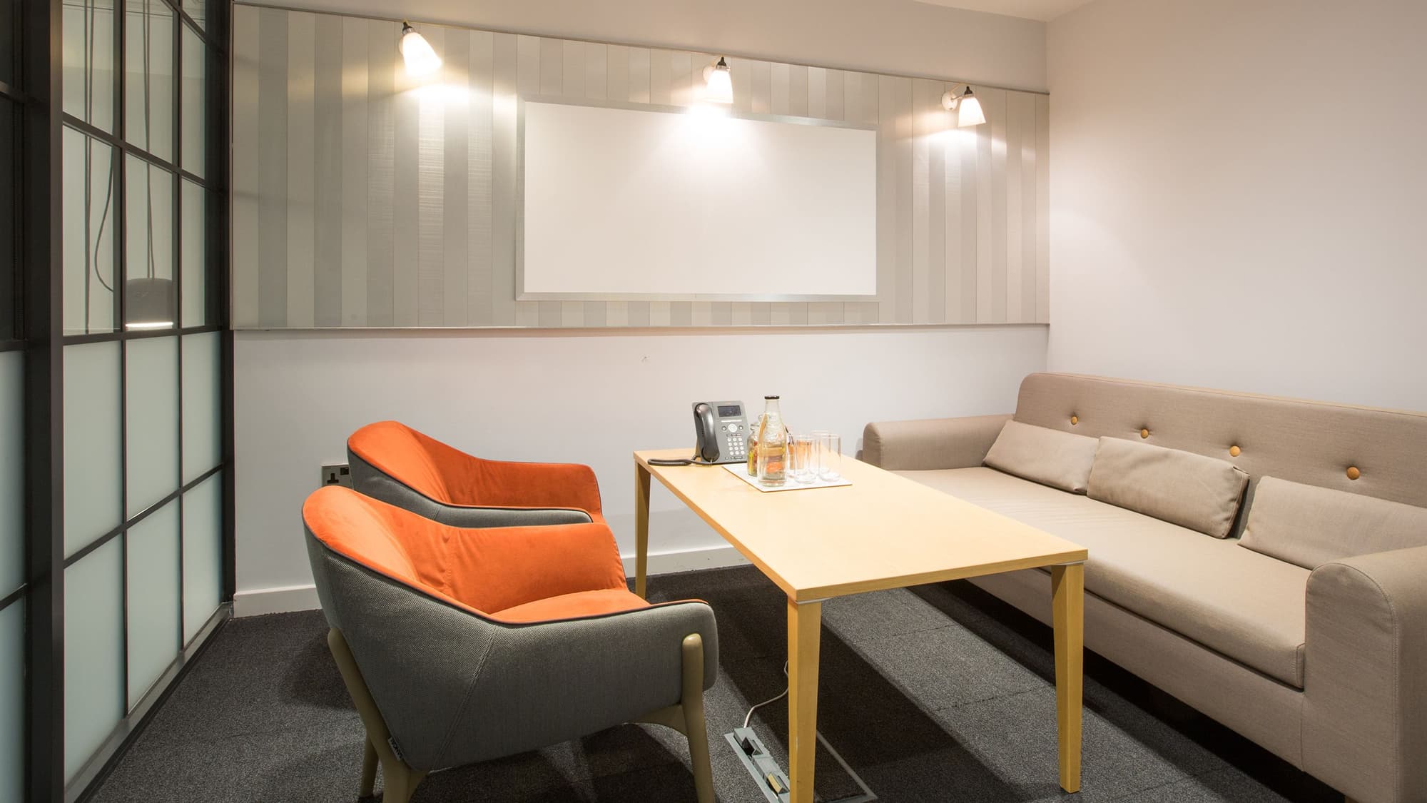 Image of Meeting Room 06