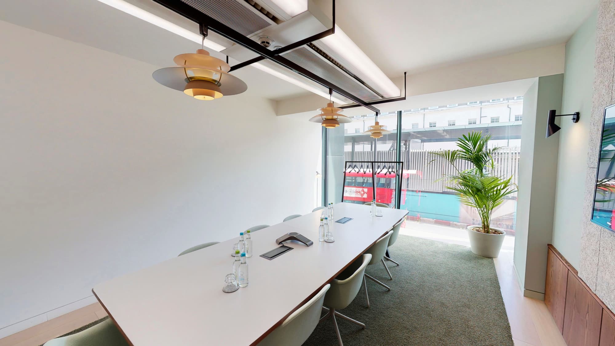 Image of Meeting Room 04