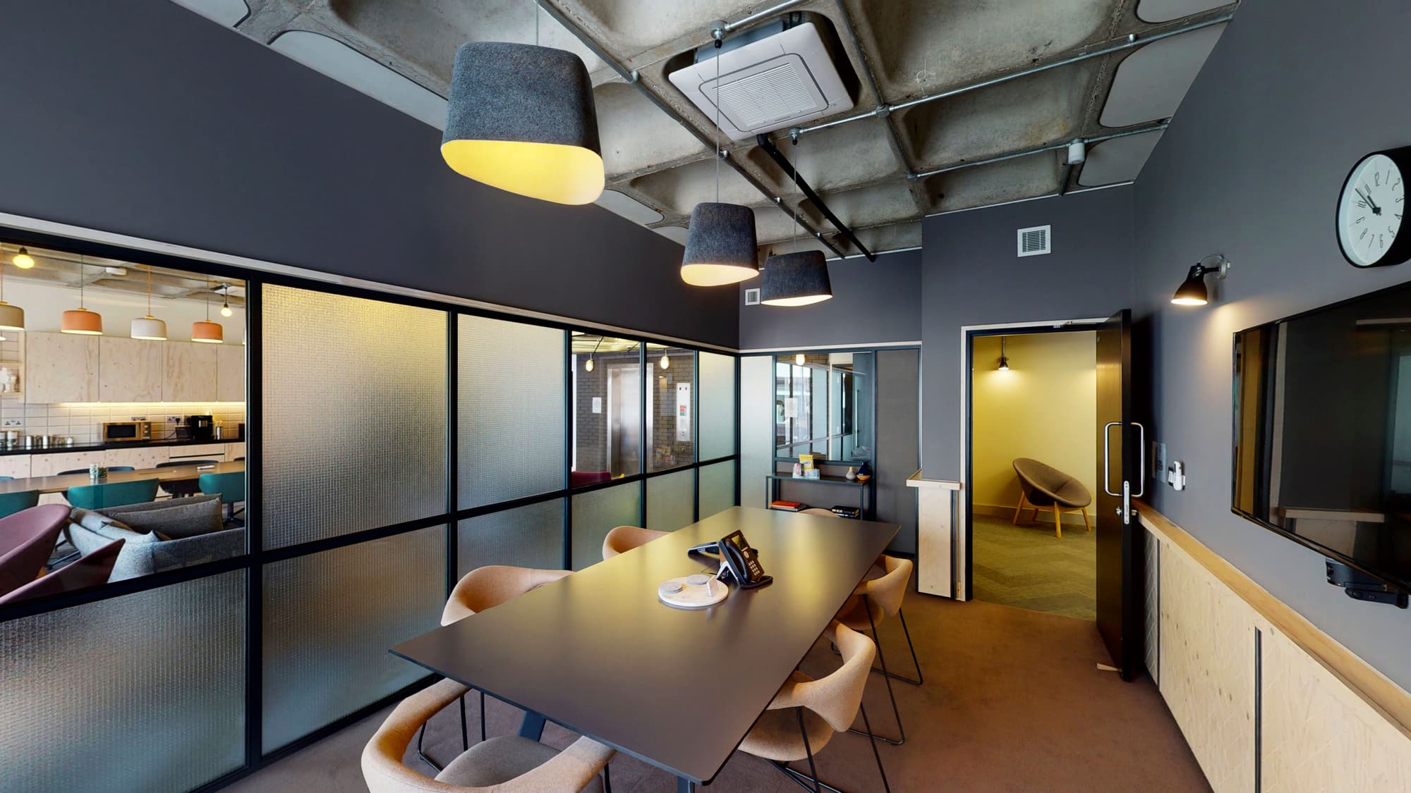 Image of Meeting Room 04