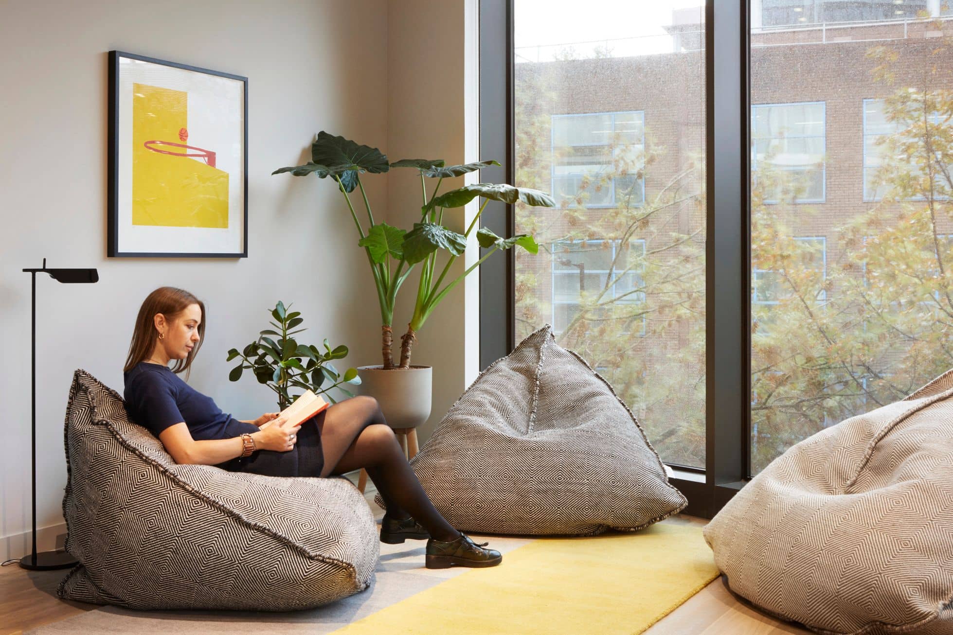 251 Southwark Bridge Road